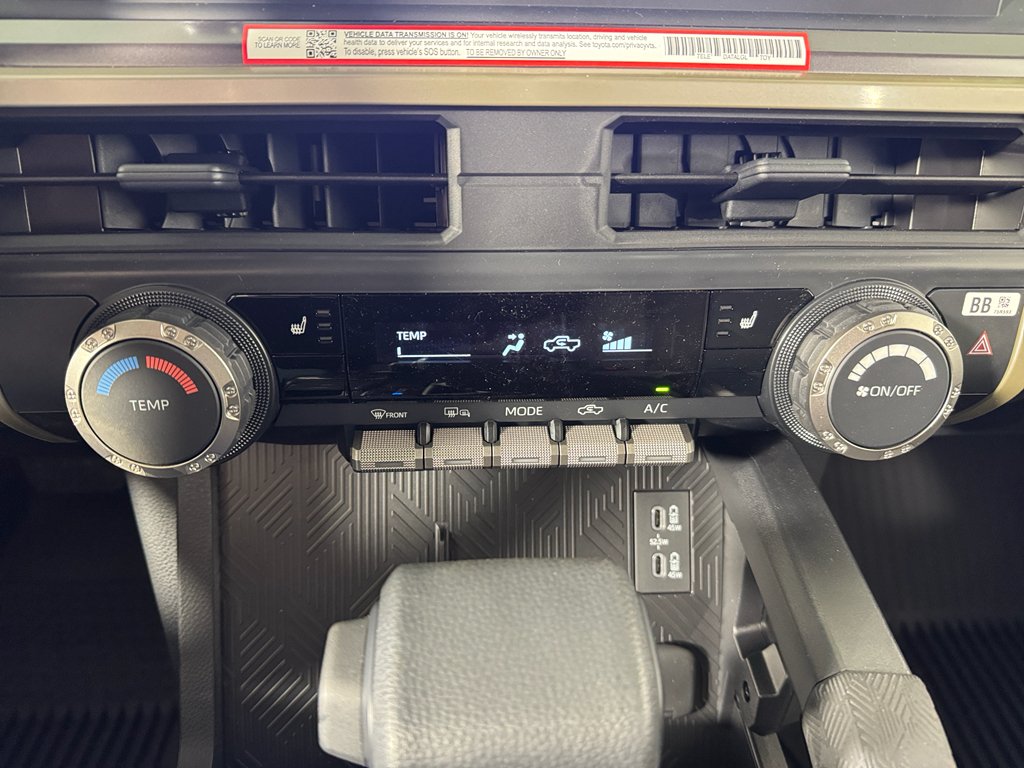 2025 Toyota Tacoma SR5 - Photo 13