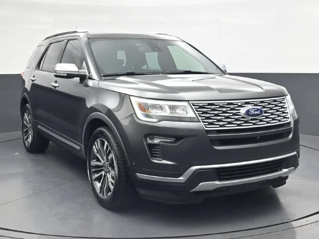 Used 2018 Gray Ford Platinum image 2