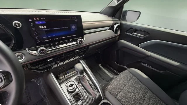 Used 2024 Sterling Gray Metallic Chevrolet Z71 image 24