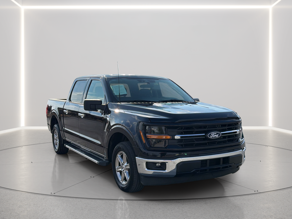 Used 2025 Black Metallic Ford XLT image 10