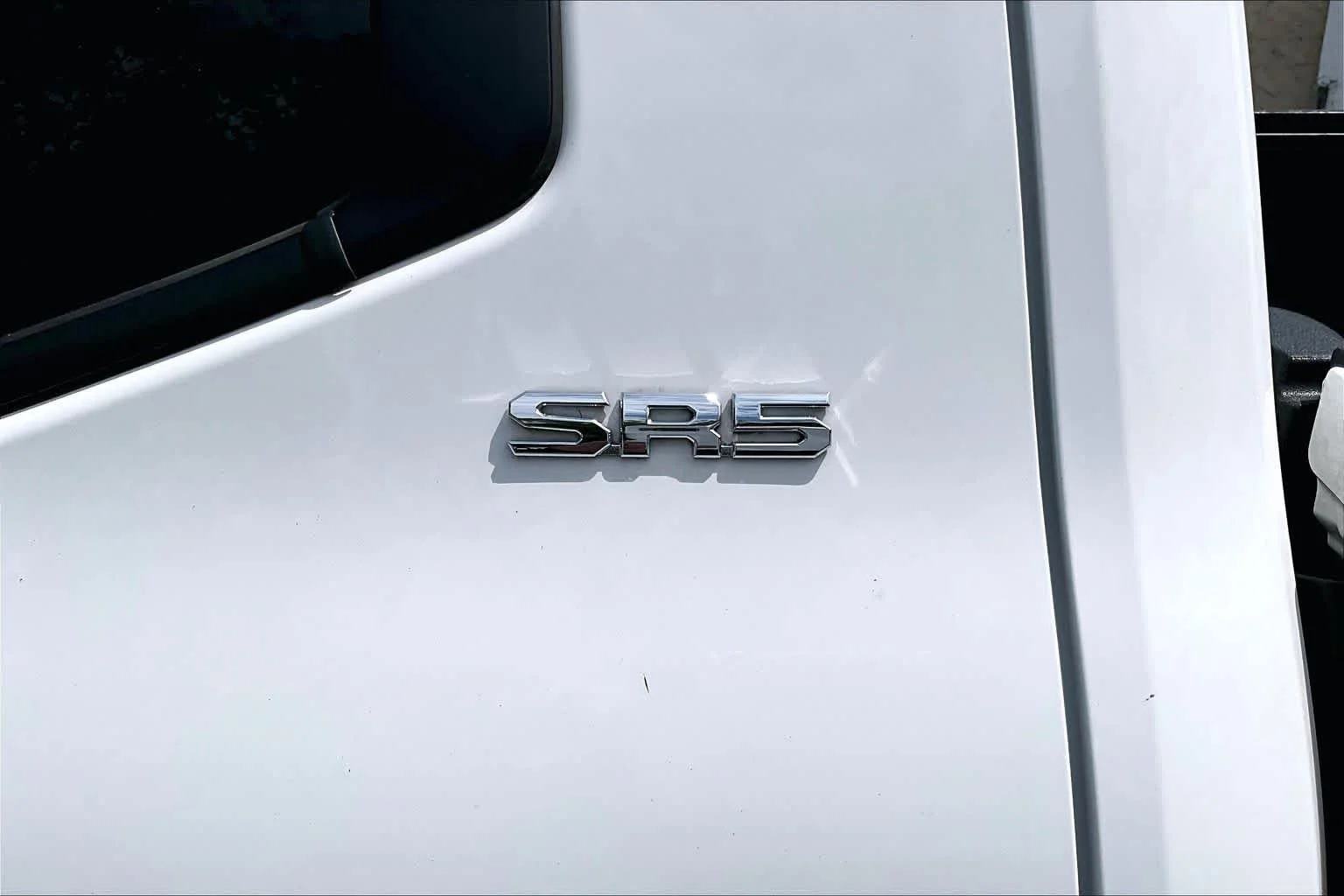 Used 2025 Ice Cap Toyota SR5 image 10