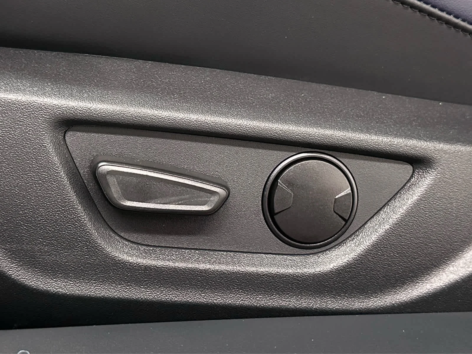 Used 2024 Shadow Black Ford Dark Horse image 12