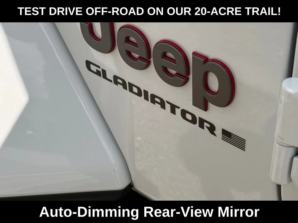 New 2026 Bright White Clear-Coat Exterior Paint Jeep Rubicon X image 29
