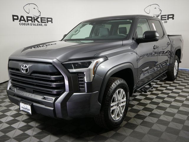 2023 Toyota Tundra Crew Cab SR5