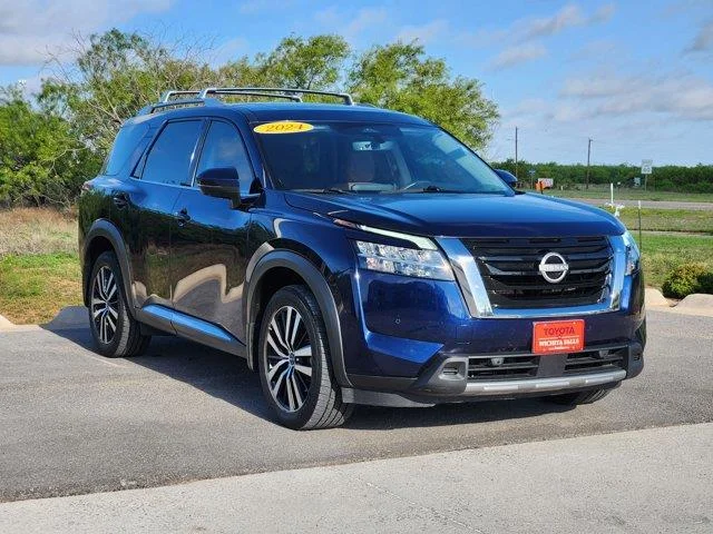 Used 2024 Deep Ocean Blue Pearl Nissan Platinum (A9) Front-Wheel Drive image 3