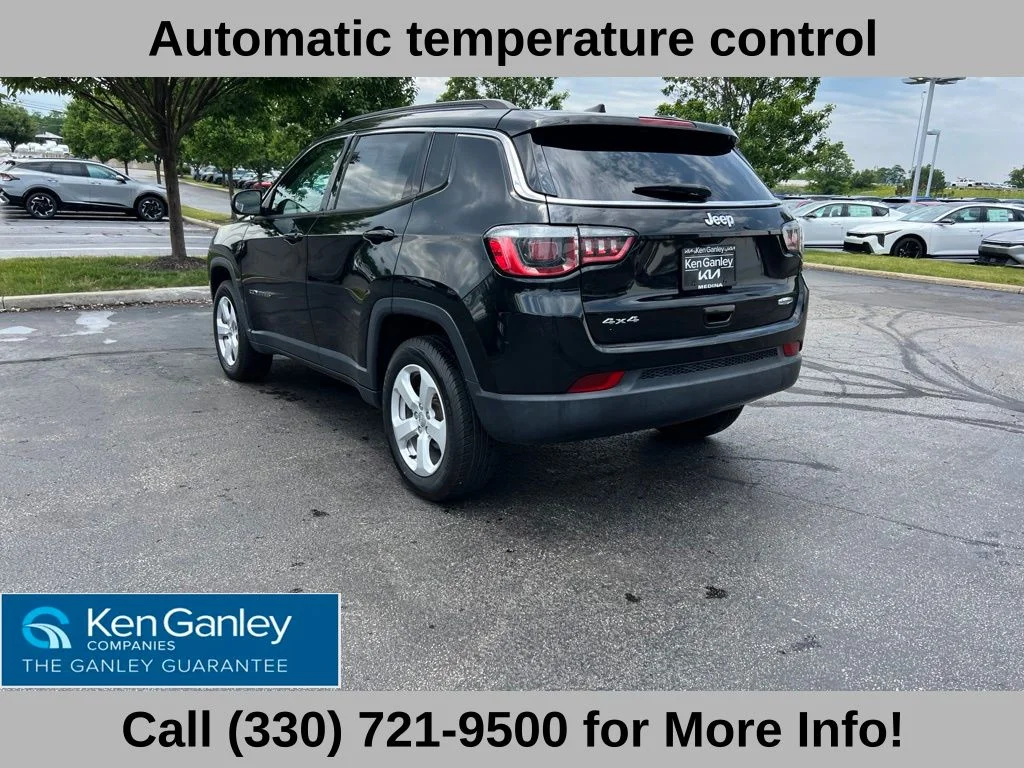 Used 2019 Black Jeep Latitude image 13