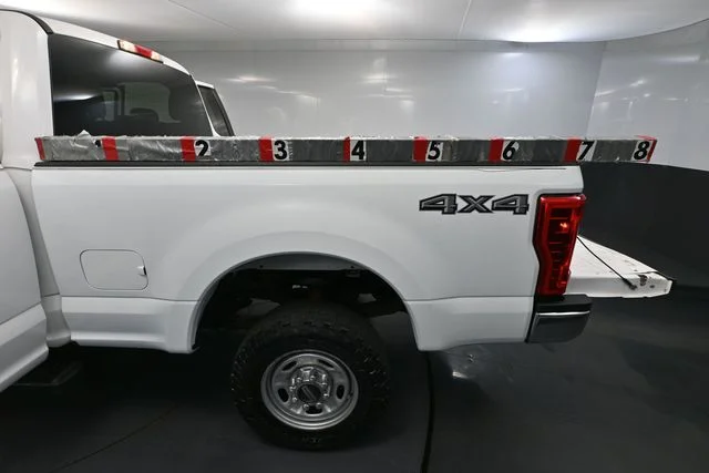 Used 2019 White Ford XL image 34