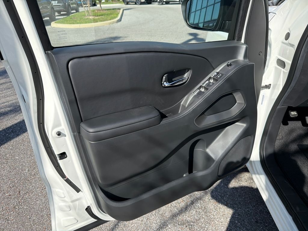 New 2026 Nissan Frontier SV 4D Crew Cab