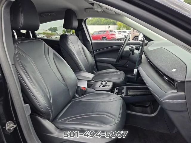 Used 2024 Black Ford Premium image 17
