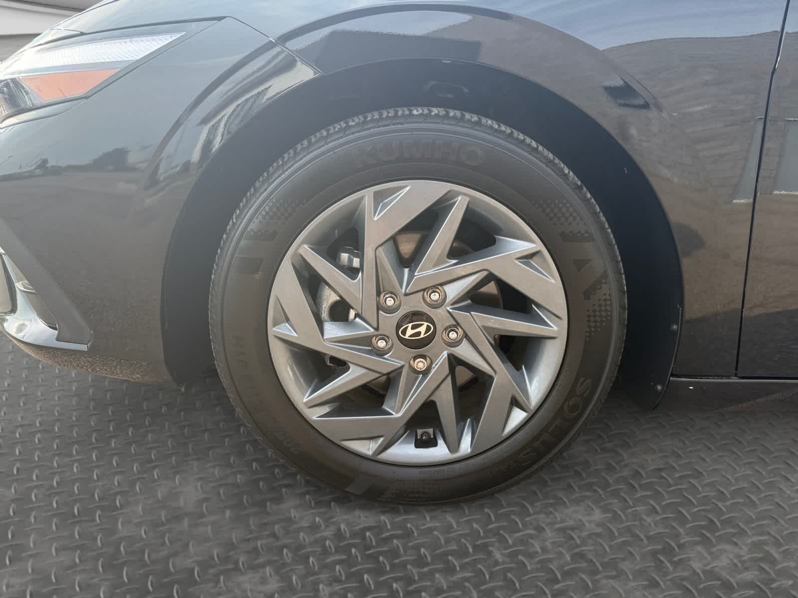 2024 Hyundai Elantra SEL - Photo 9