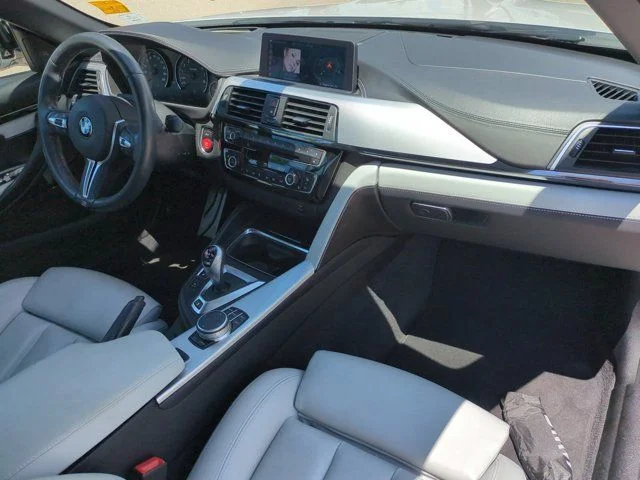 Used 2020 White BMW Base image 16