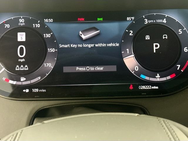 Used 2023 Silver Land Rover SE image 12