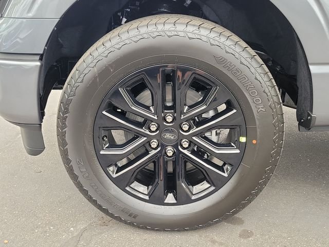 New 2026 Carbonized Gray Metallic Ford Lariat® image 30