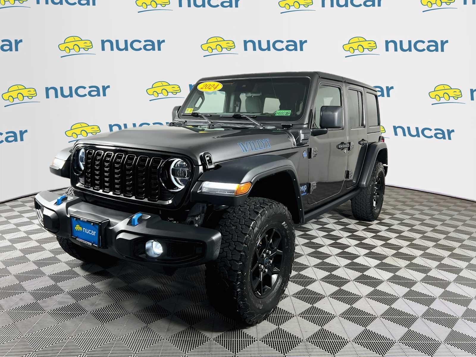 Used 2024 Granite Crystal Metallic Clearcoat Jeep Willys image 3