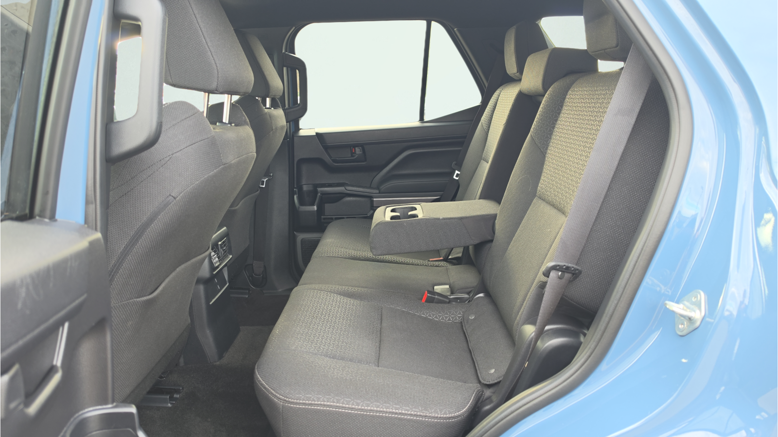 Used 2025 Heritage Blue Toyota SR5 image 25