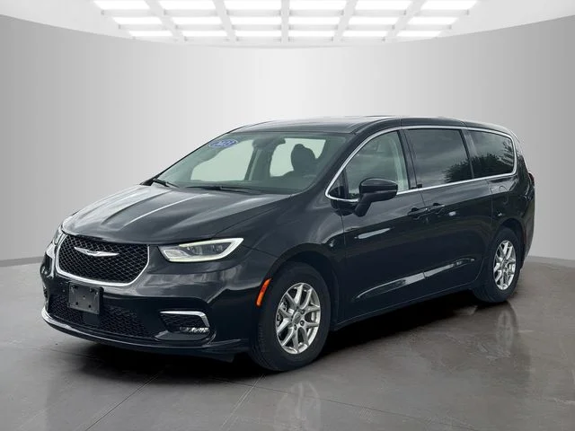 Certified Used 2023 Black Chrysler Touring L image 3