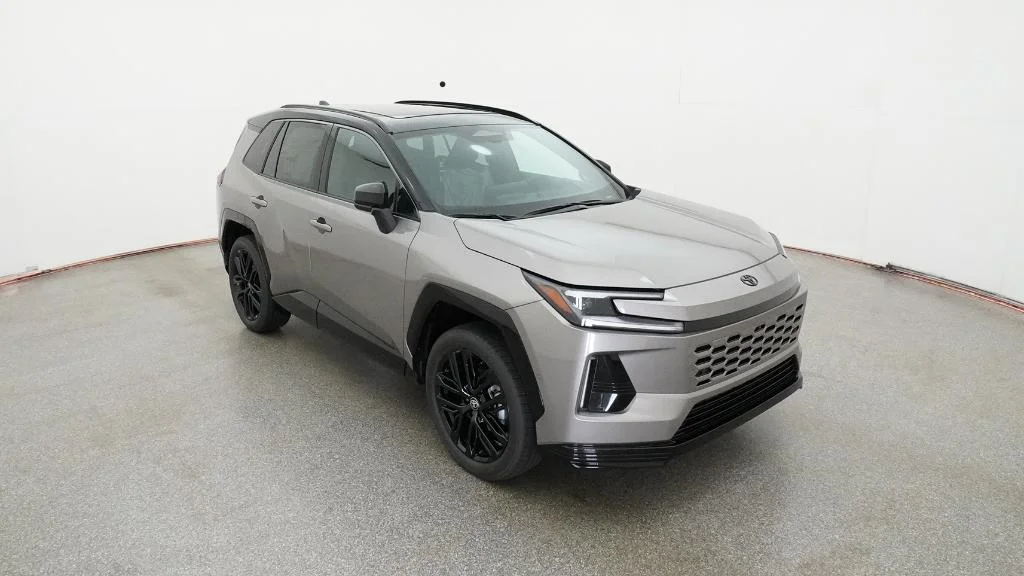 New 2026 Meteor Shower with Midnight Black Metallic roof Toyota XSE image 37