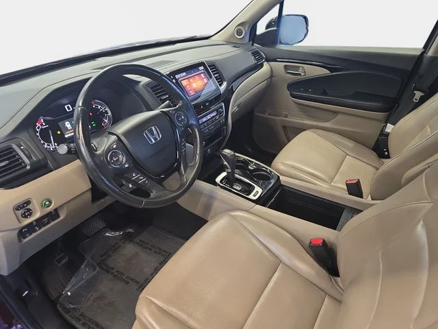 Used 2018 Red Honda RTL-E image 18