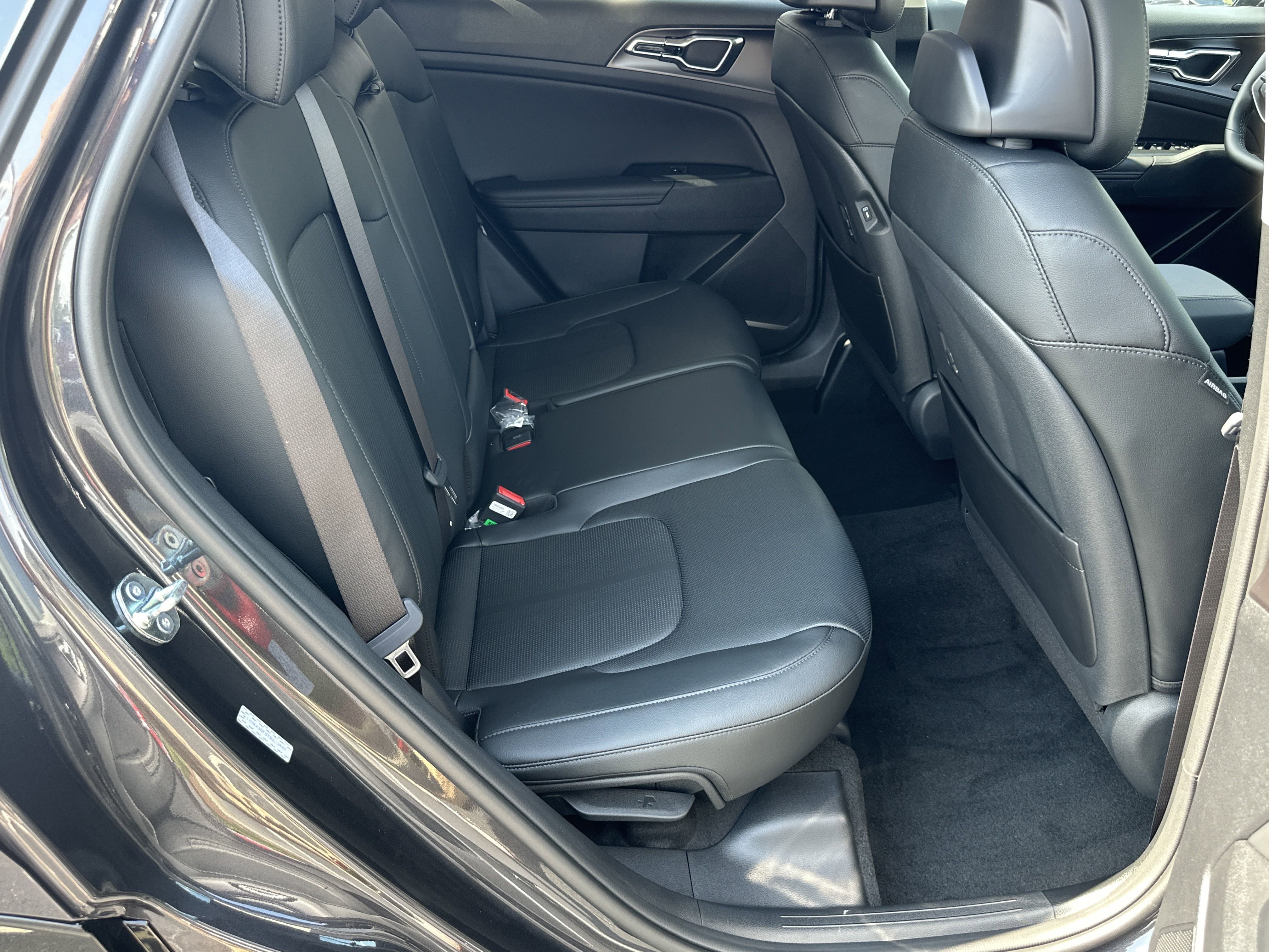 2026 Kia Sportage SX - Photo 17