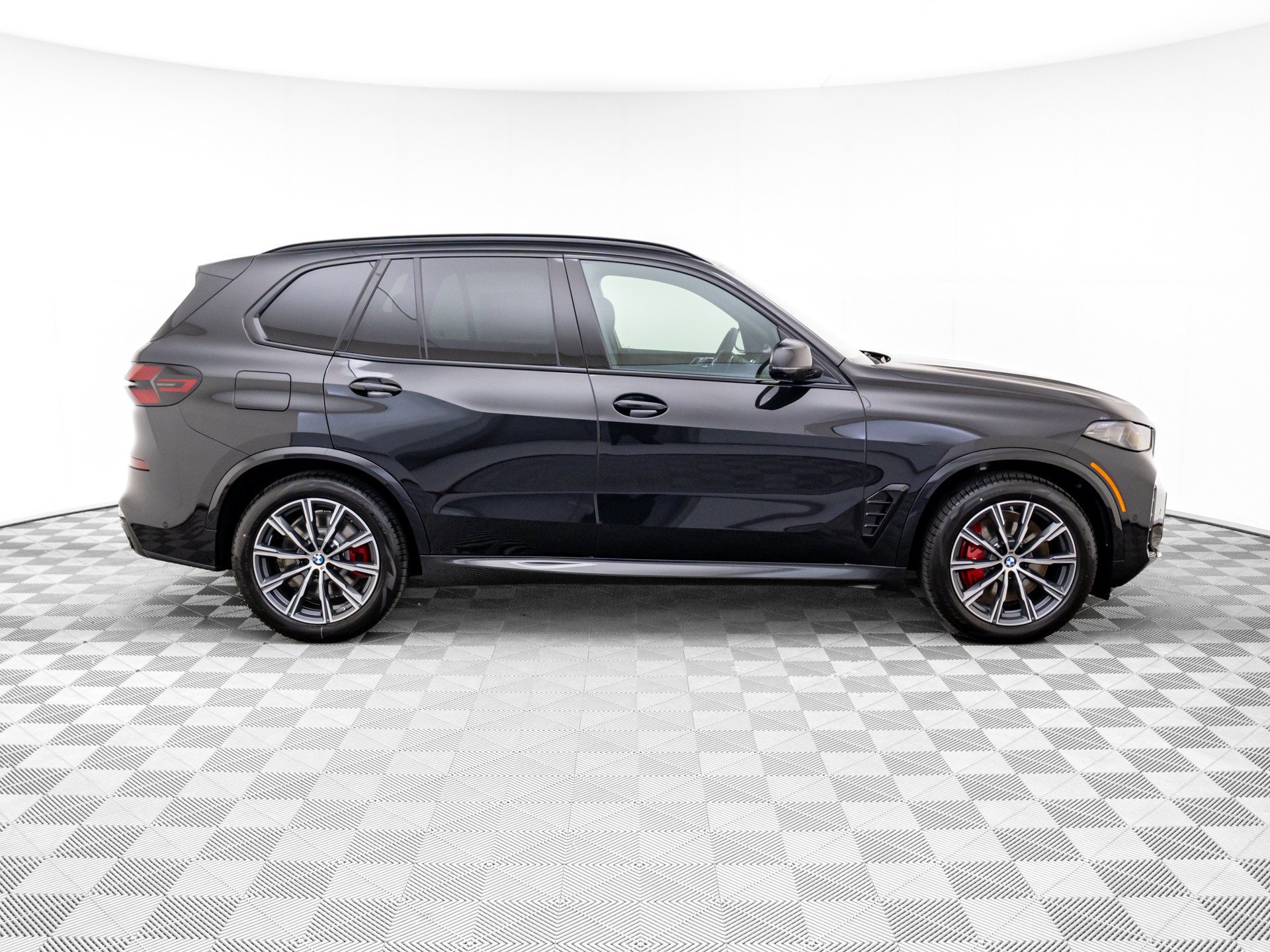 Certified Used 2026 Black Sapphire Metallic BMW xDrive50e image 7