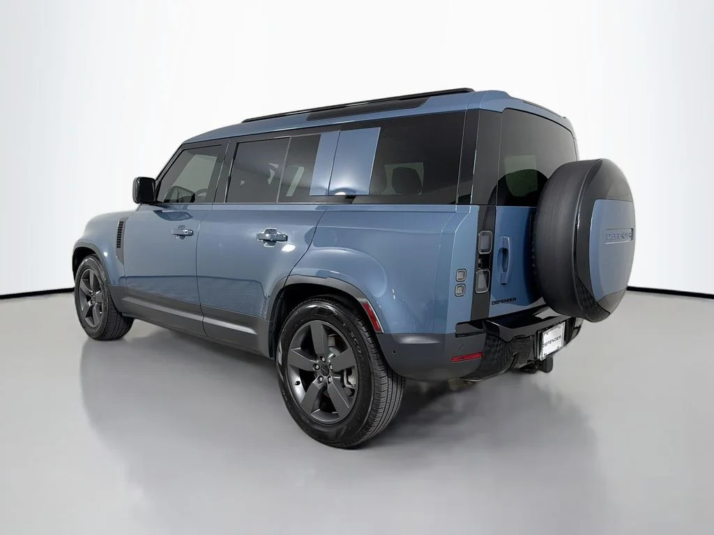 Used 2026 Blue Land Rover S image 7