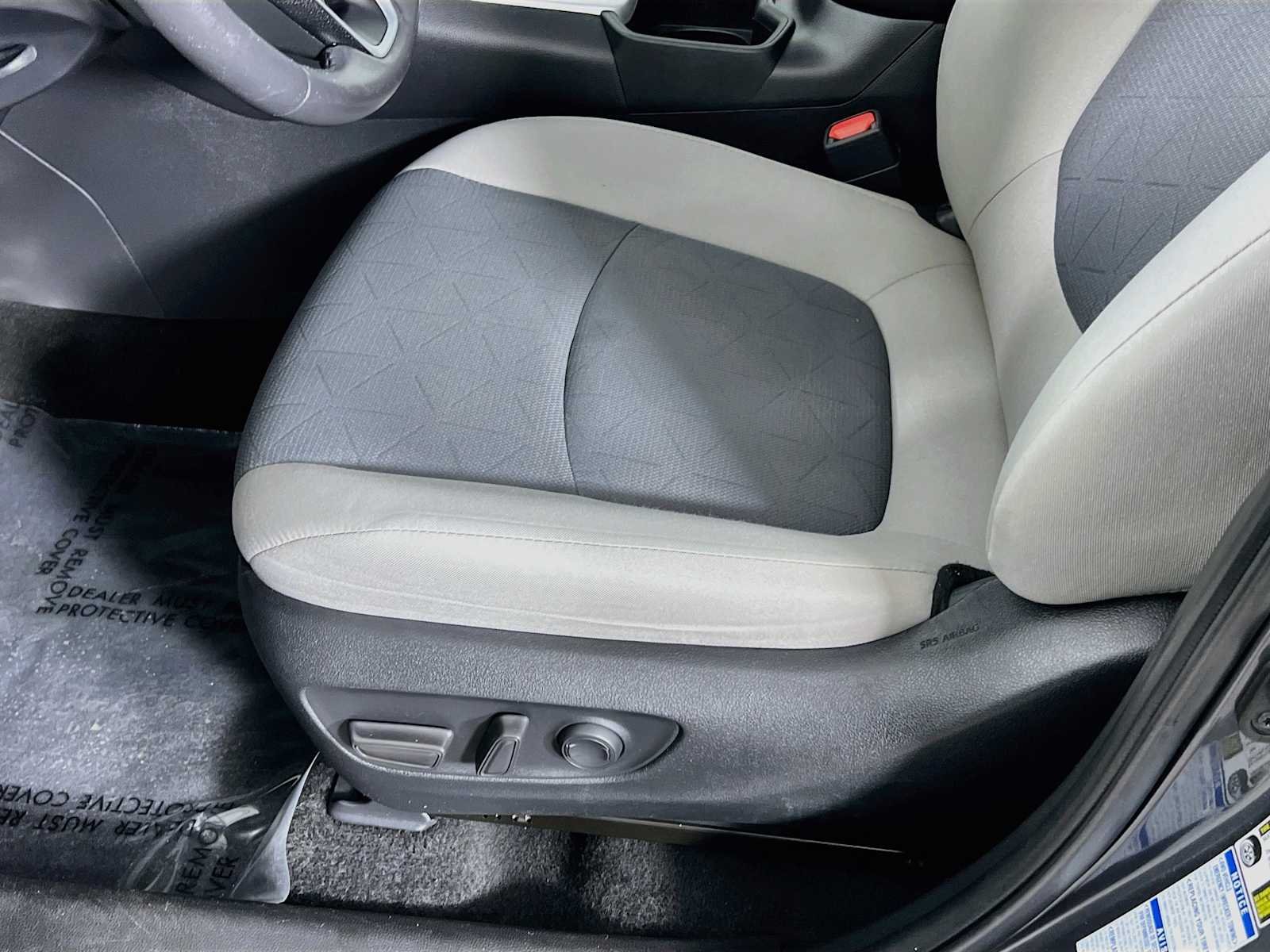 Used 2022 Magnetic Gray Metallic Toyota XLE image 19