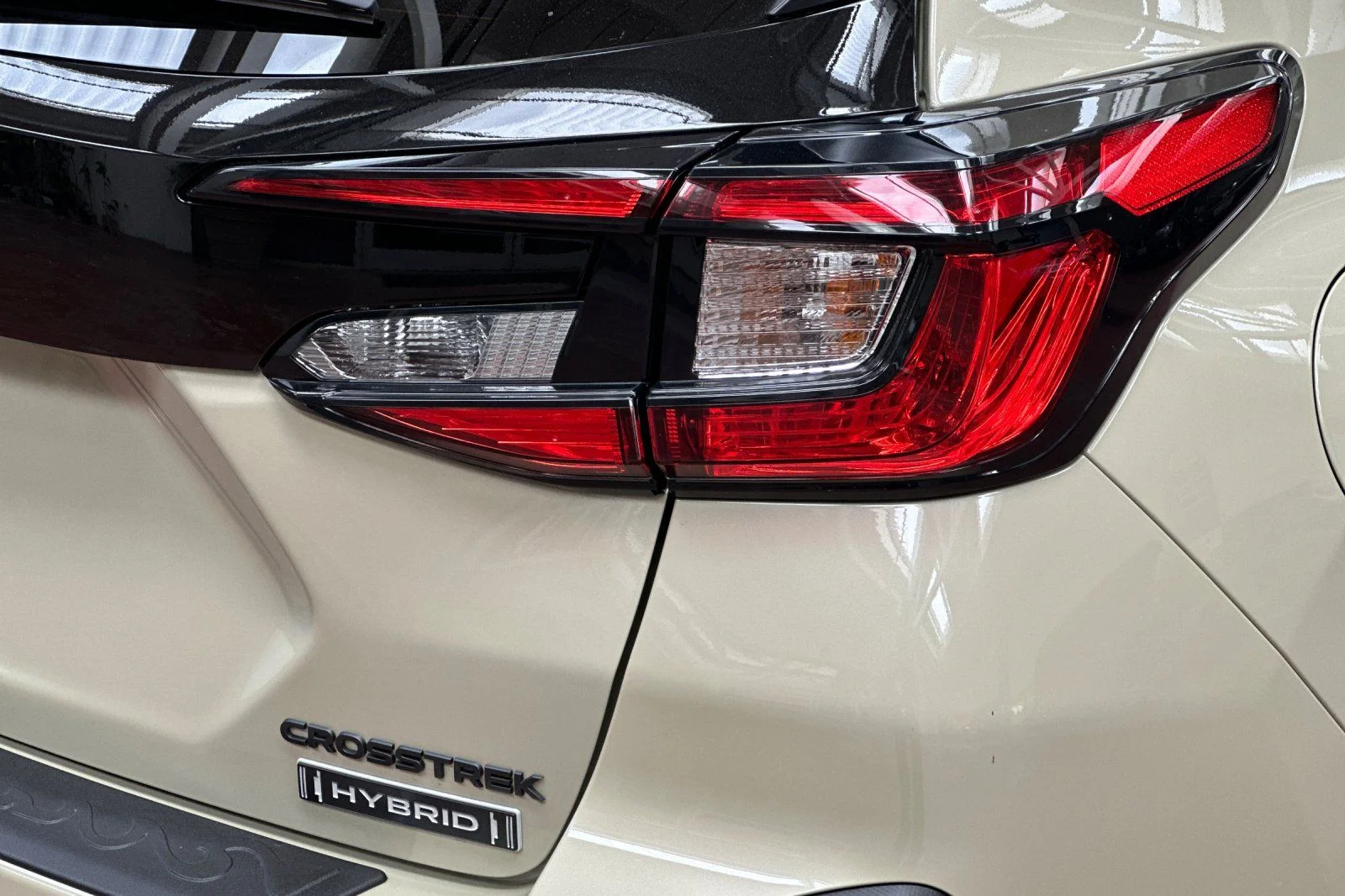 New 2026 SAND DUNE PEARL Subaru Sport Hybrid image 33