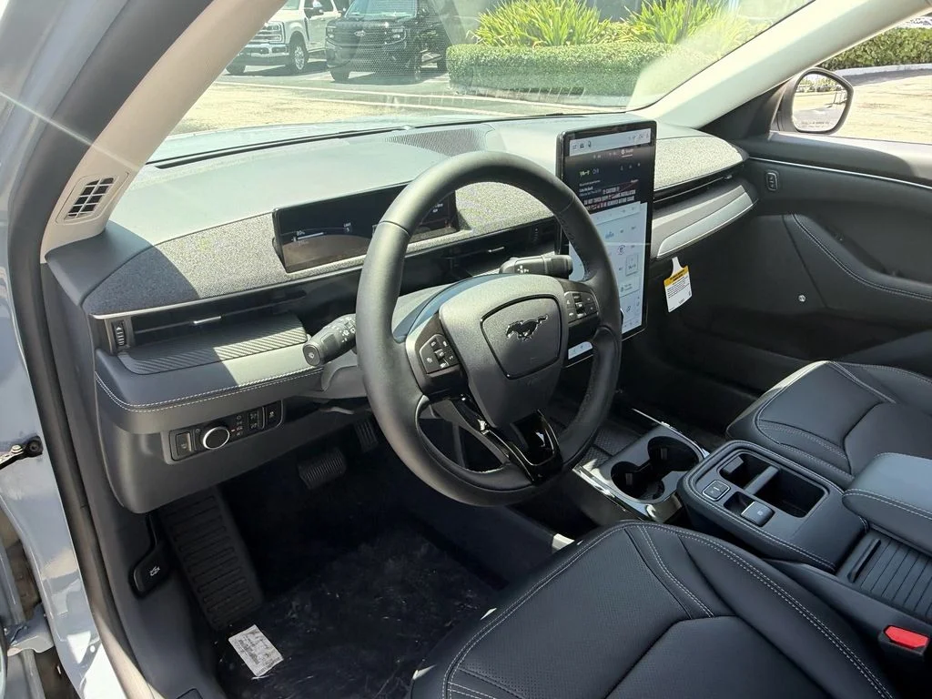 New 2026 Glacier Gray Metallic Tri-coat Ford Premium image 5