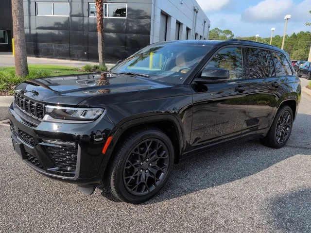 Used 2026 Black Jeep Summit image 8