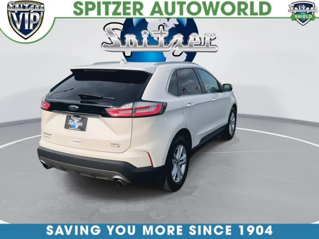 Used 2019 White Platinum Clearcoat Metallic Ford SEL image 9