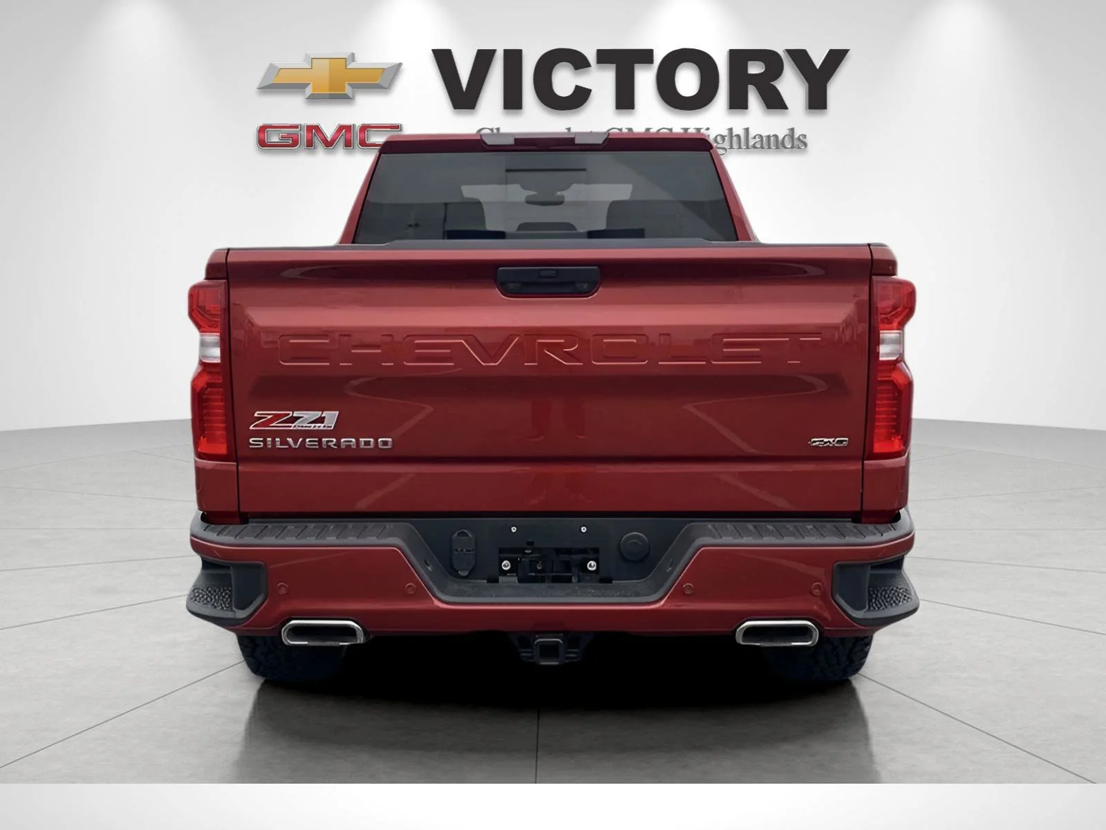 Used 2022 CHERRY RED TINTCOAT Chevrolet LT Trail Boss image 4