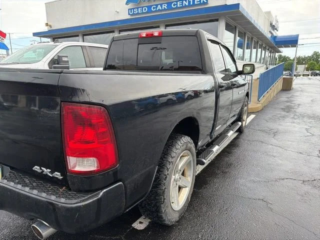 Used 2012  Ram Sport image 3