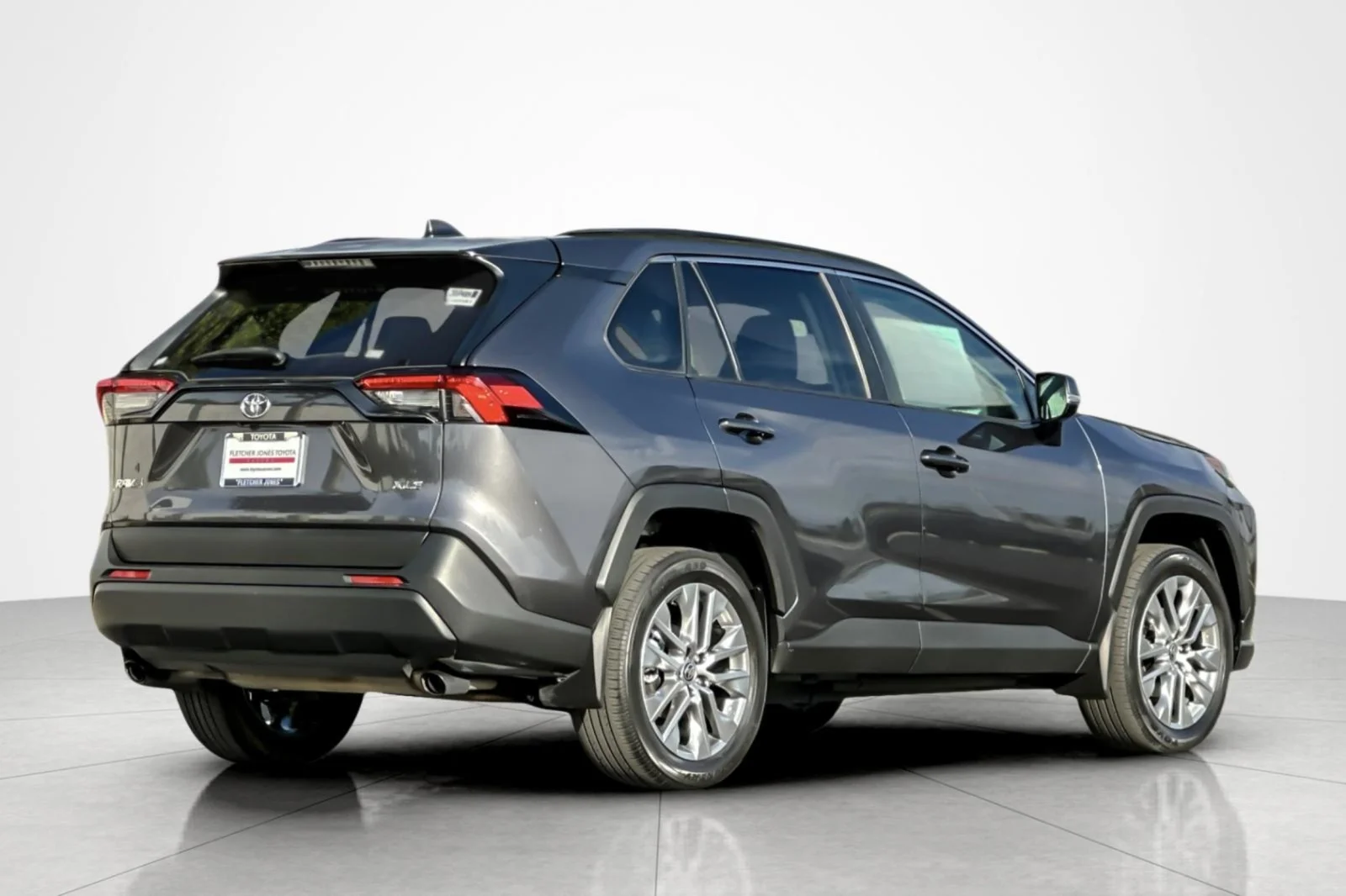 Certified Used 2024 MAGNETIC GRAY Toyota XLE Premium image 5