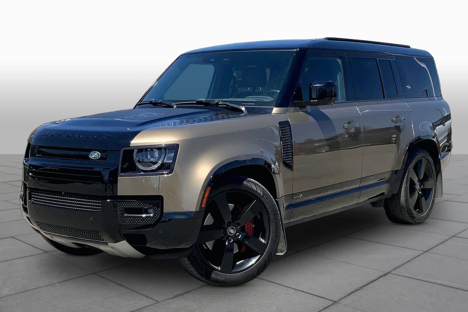 2023 Land Rover Defender X's photo