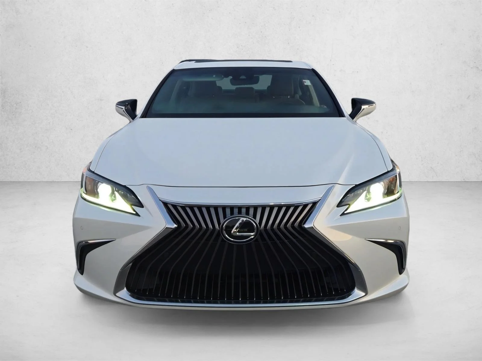 Used 2019 Eminent White Pearl Lexus ES 350 Luxury image 2