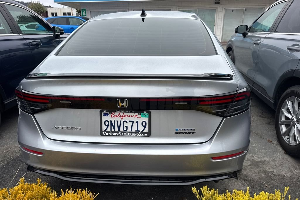 Used 2024 Solar Silver Metallic Honda Sport-L image 6