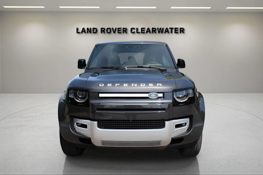 Certified Used 2025 Gray Land Rover S image 8