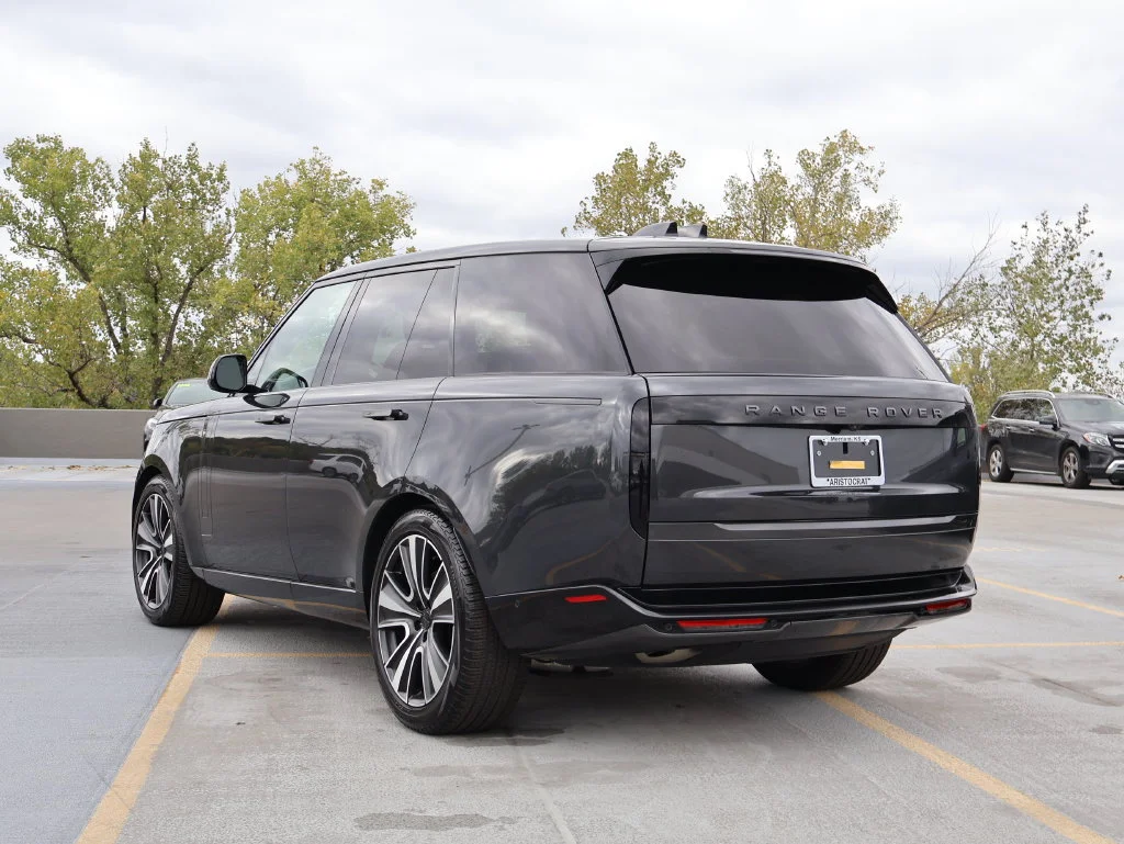 Certified Used 2026 Carpathian Gray Premium Metallic Land Rover SE image 5