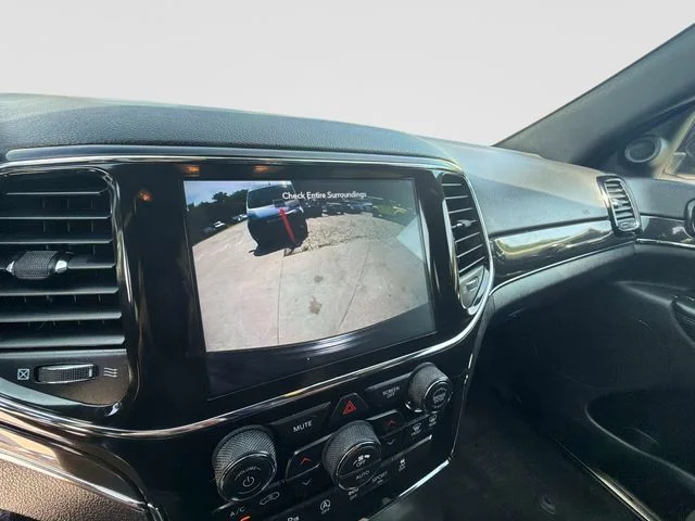 Used 2021 Black Jeep Trailhawk image 24