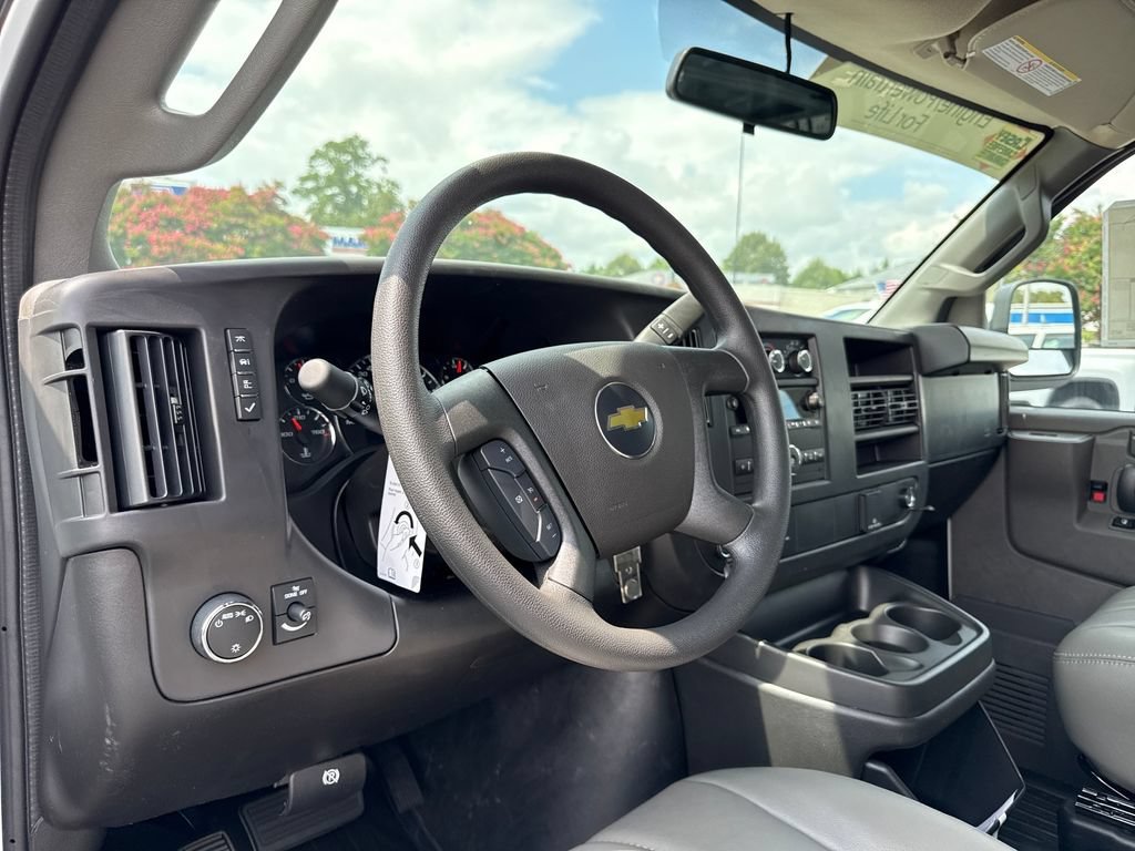 2026 Chevrolet Express Cargo Work Van - Photo 13