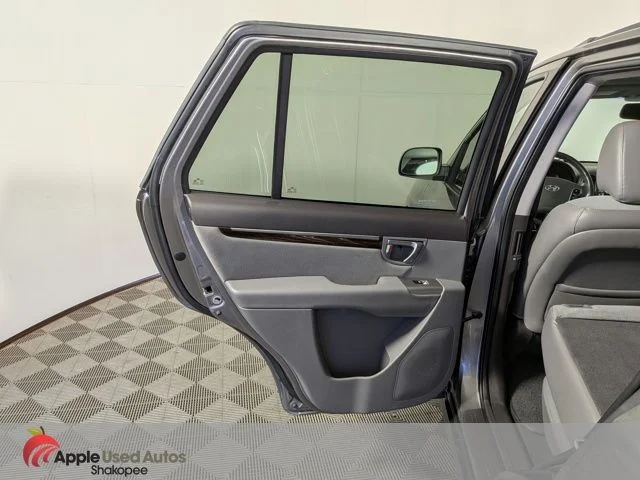 Used 2011 Gray Hyundai SE image 30