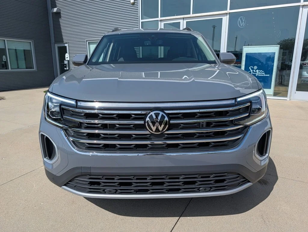 New 2026 Gray Volkswagen 2.0T SE w/Technology image 8