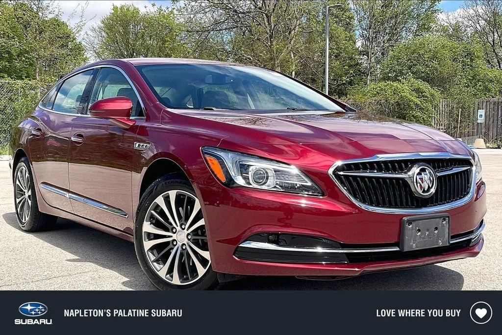 2017 Buick LaCrosse Essence's photo