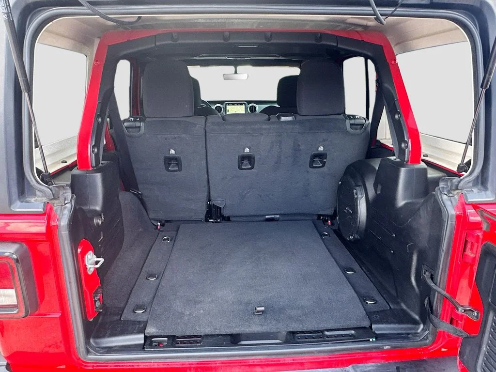 Used 2023 Red Jeep Sahara image 30