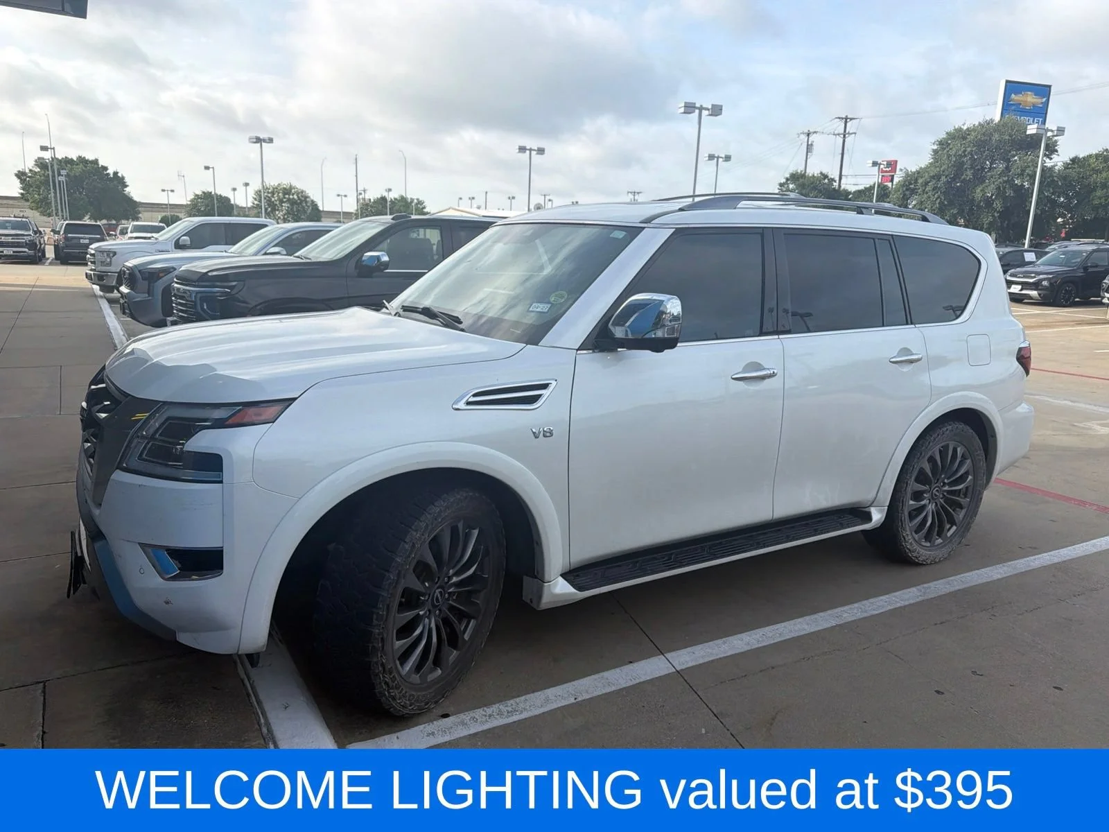 Used 2021 White Nissan Platinum image 4