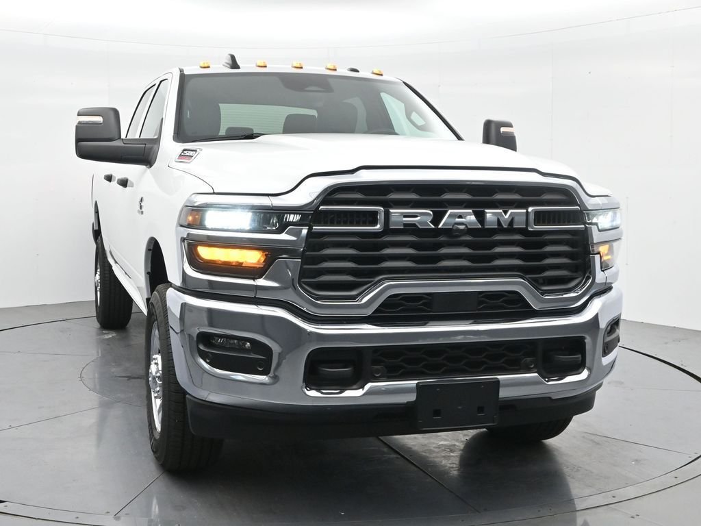 New 2026 Bright White Clear-Coat Exterior Paint RAM Tradesman image 4