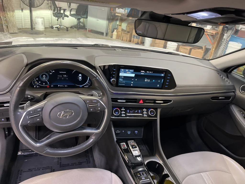 Used 2020 Gray Hyundai Limited image 21