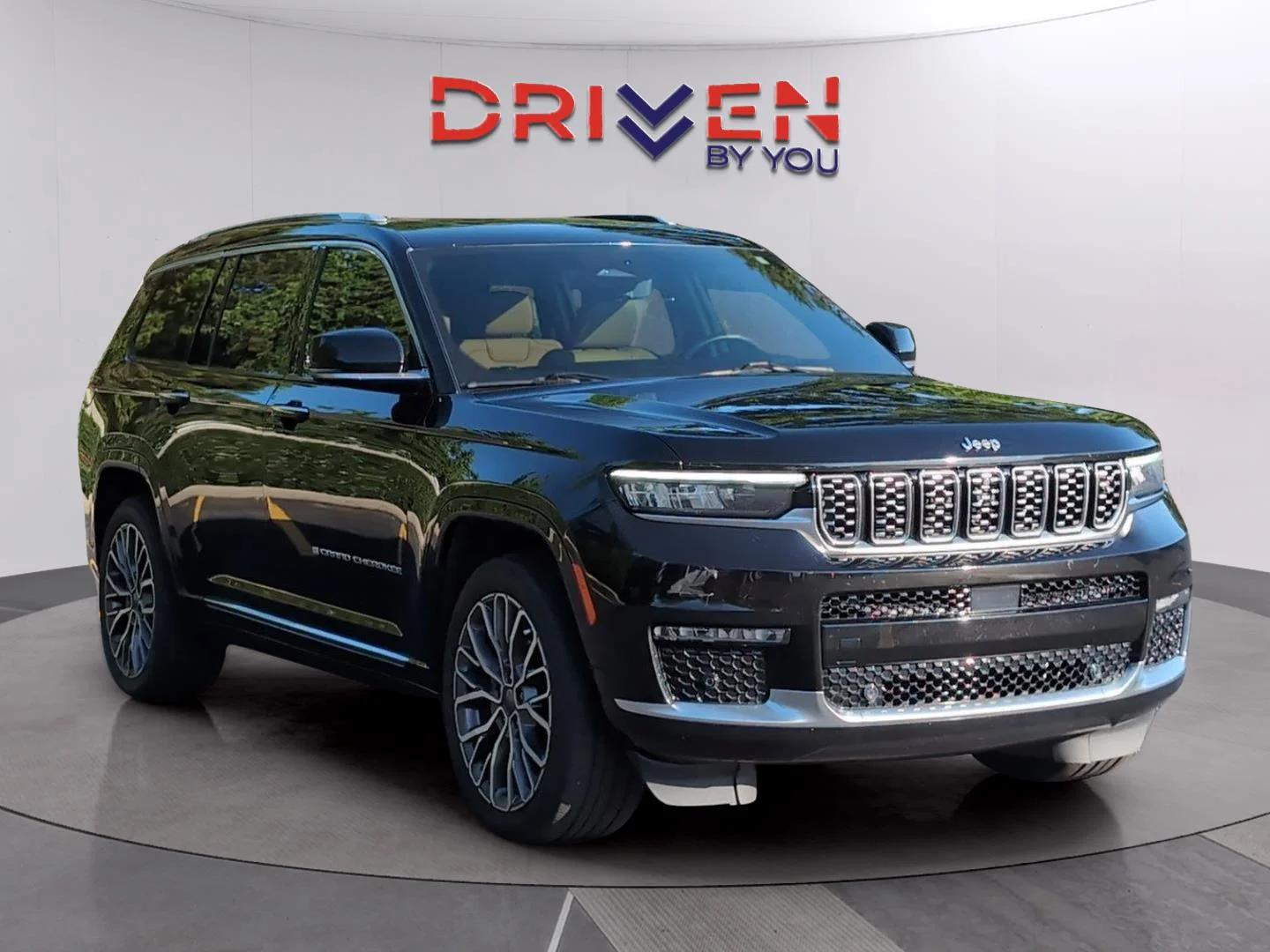 Used 2021 Diamond Black Crystal Pearlcoat Jeep Summit Reserve image 7