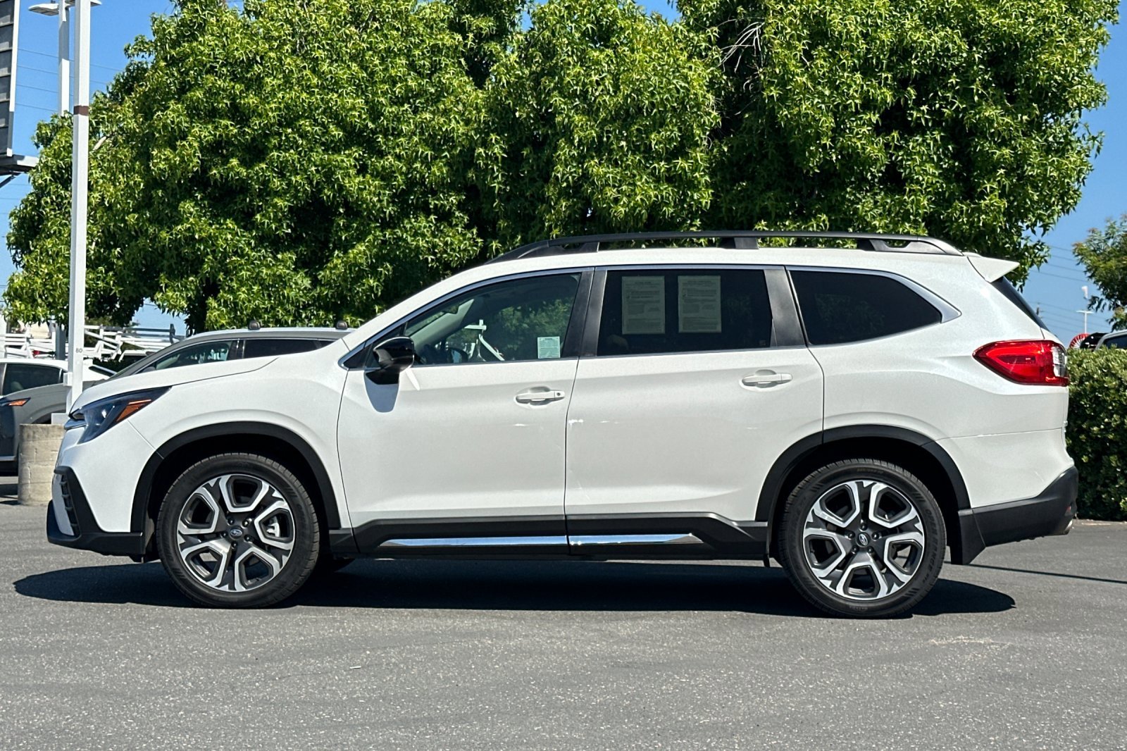 2024 Subaru Ascent Limited - Photo 7