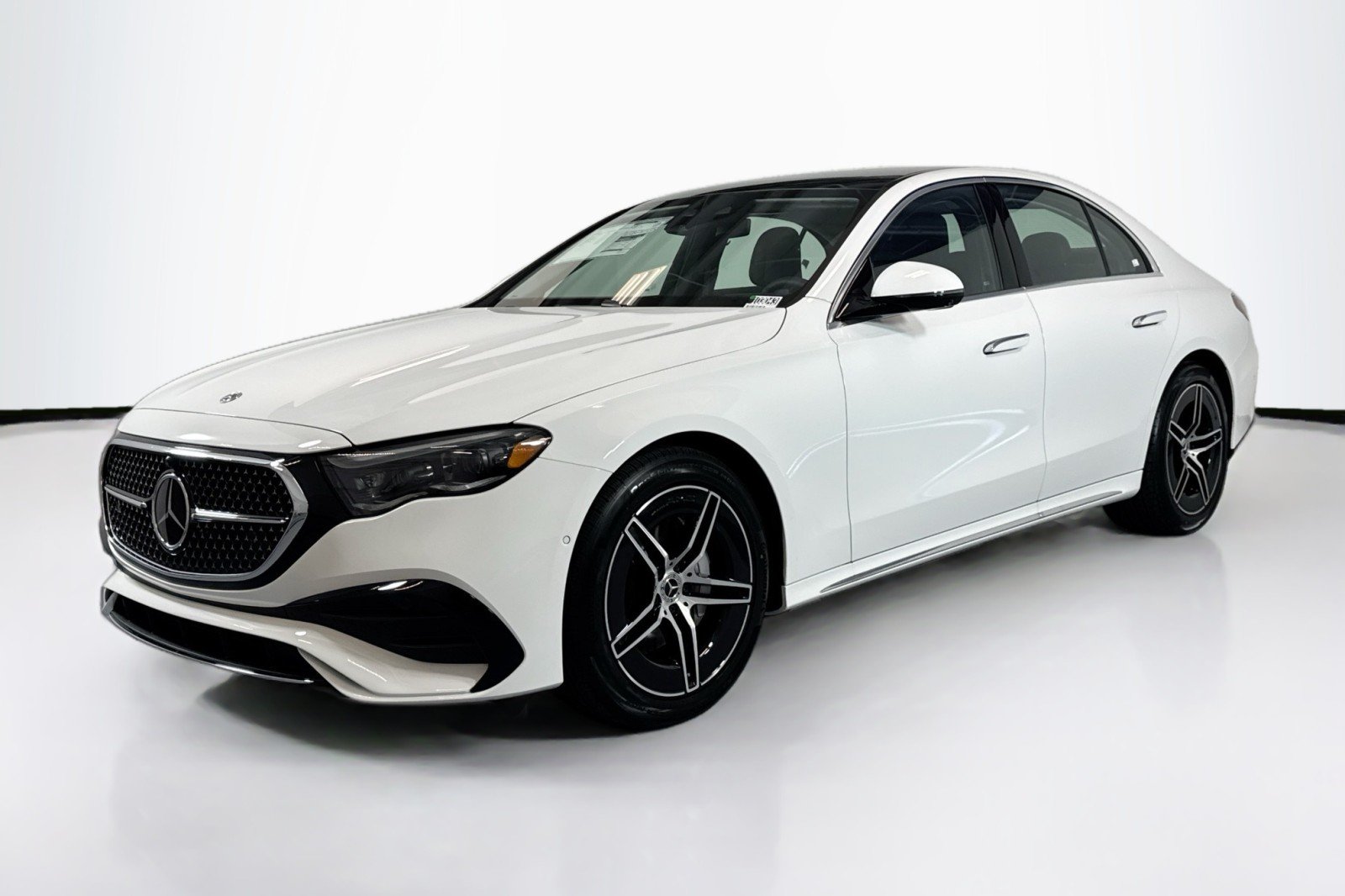 2026 Mercedes-Benz E-Class E350 4MATIC's photo